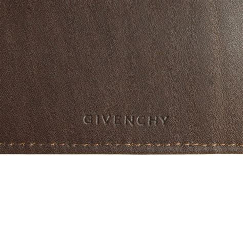 portefeuille givenchy occasion|Pre.